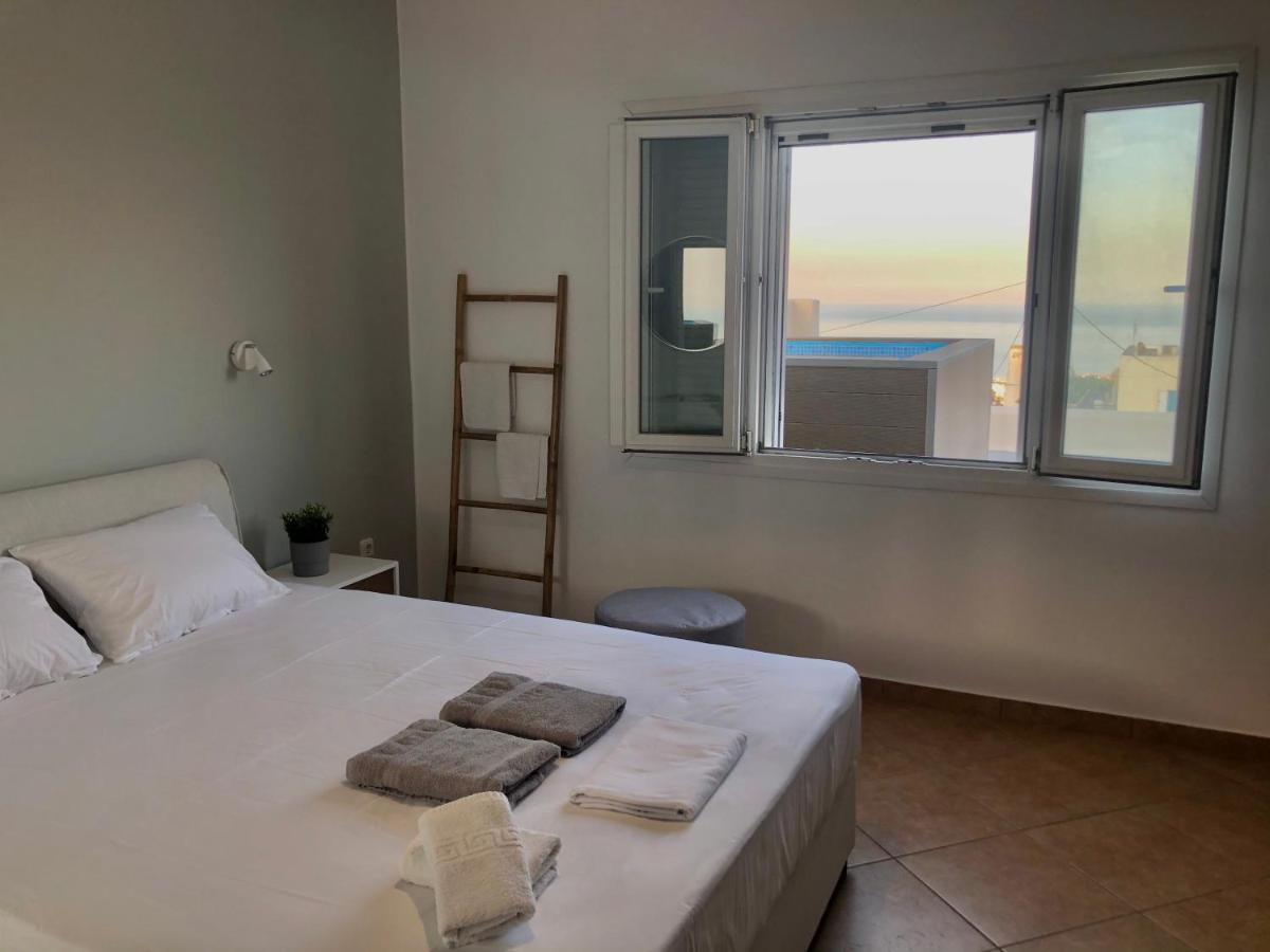 Amaryllis Suites Santorini Fira  Exteriör bild