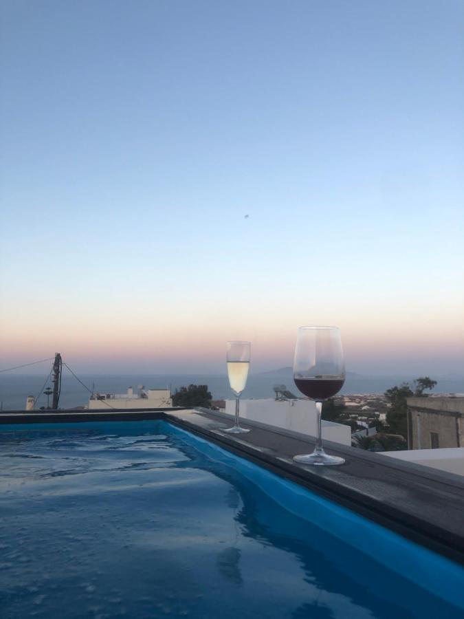 Amaryllis Suites Santorini Fira  Exteriör bild