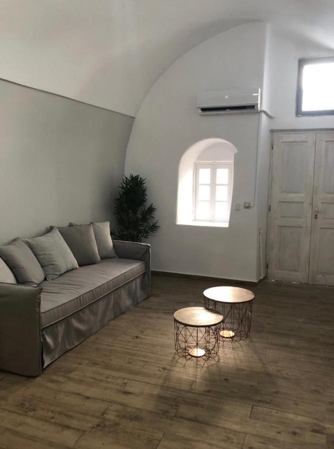 Amaryllis Suites Santorini Fira  Exteriör bild