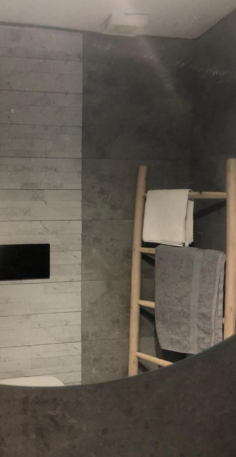 Amaryllis Suites Santorini Fira  Exteriör bild