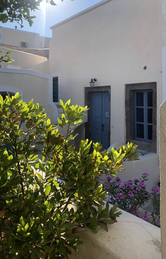 Amaryllis Suites Santorini Fira  Exteriör bild