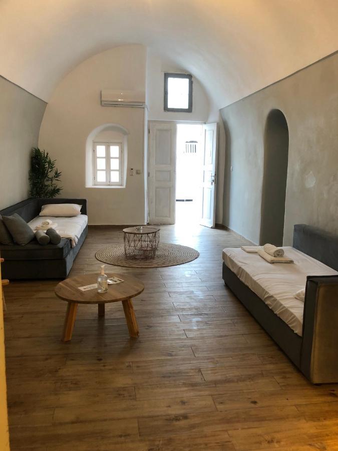 Amaryllis Suites Santorini Fira  Exteriör bild