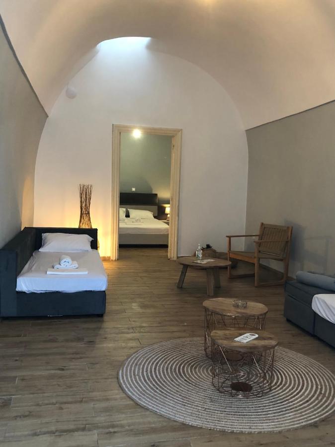 Amaryllis Suites Santorini Fira  Exteriör bild
