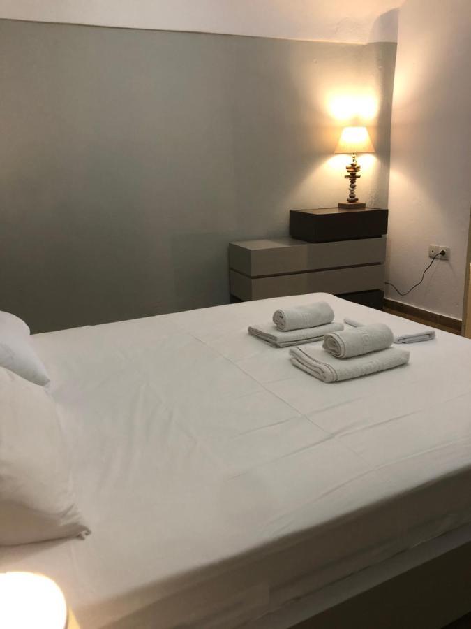 Amaryllis Suites Santorini Fira  Exteriör bild