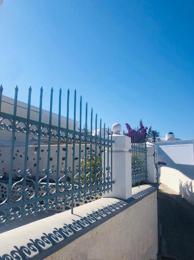 Amaryllis Suites Santorini Fira  Exteriör bild