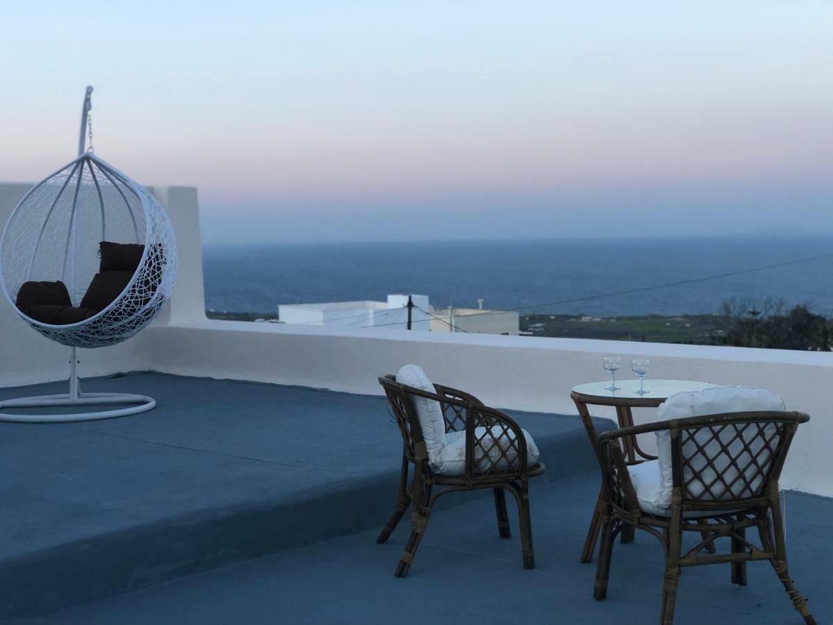 Amaryllis Suites Santorini Fira  Exteriör bild